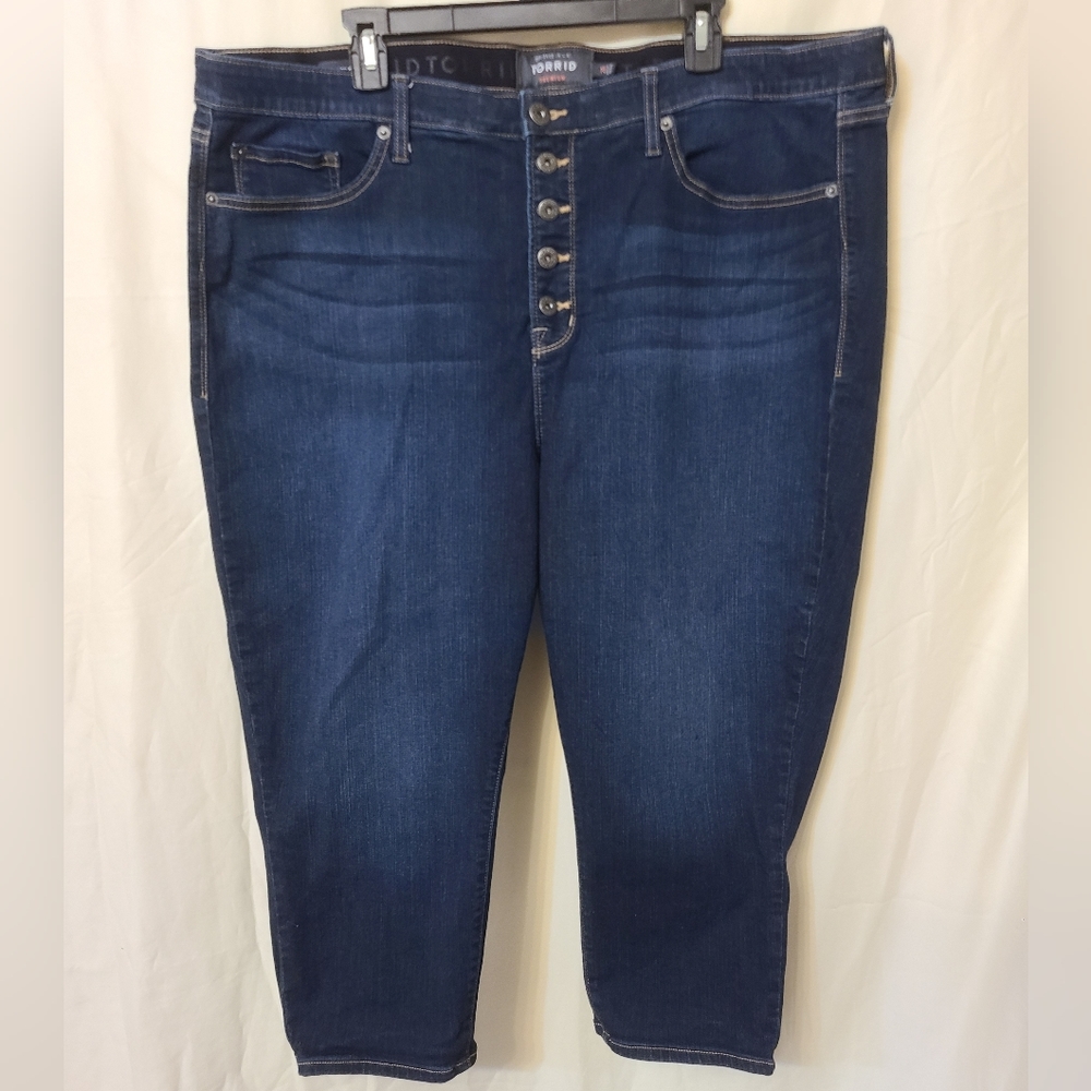 Torrid Size 26 Sky High Skinny Crop Jeans